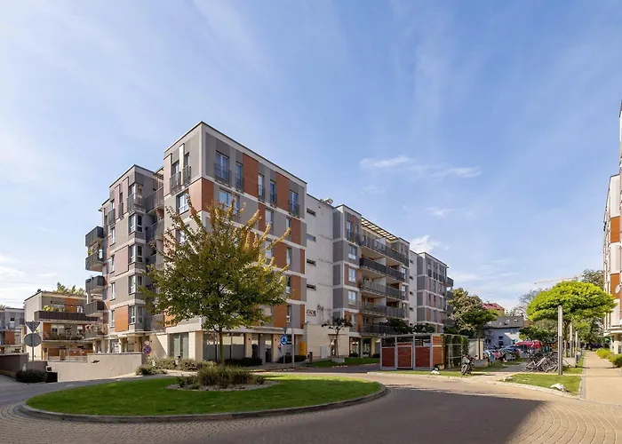 Przytulny I Przestronny W ie Z Parkingiem Biurkiem I 2 Balkonami By Noclegi Renters